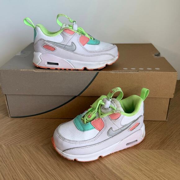 Nike Airmax 90 Toggle White/Crimson Bliss Toddler Sneakers - SZ 8 C - Picture 4 of 16